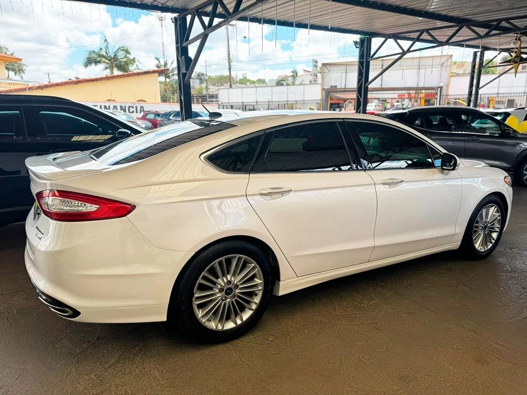 FORD FUSION