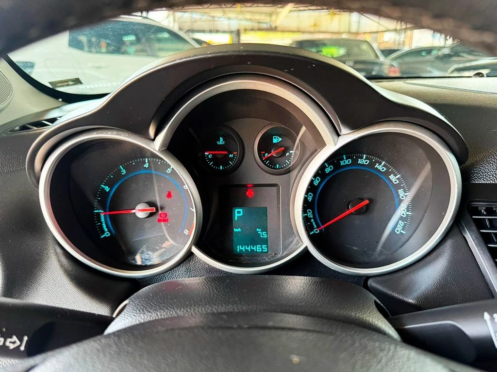 CHEVROLET CRUZE