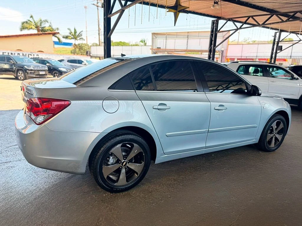 CHEVROLET CRUZE