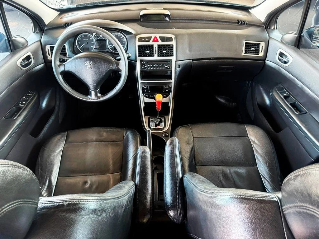 PEUGEOT 307