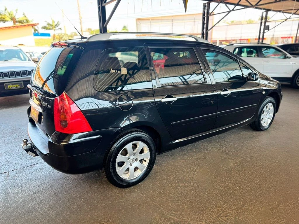 PEUGEOT 307