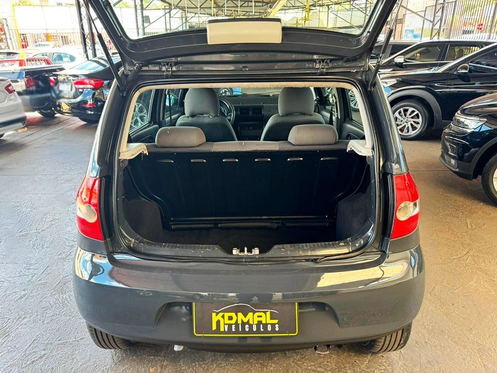 VOLKSWAGEN FOX