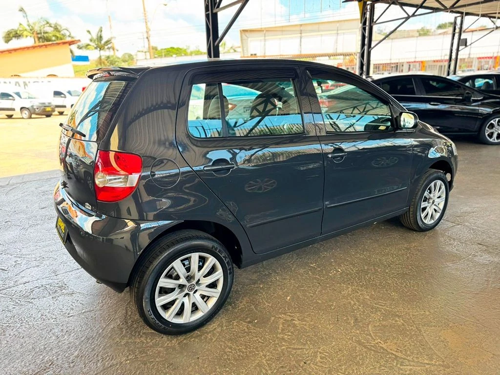 VOLKSWAGEN FOX