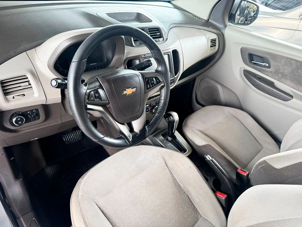 CHEVROLET SPIN