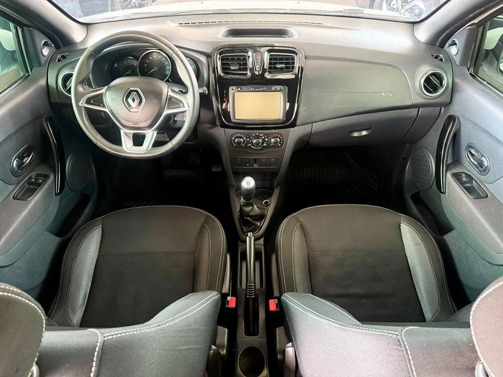 RENAULT LOGAN