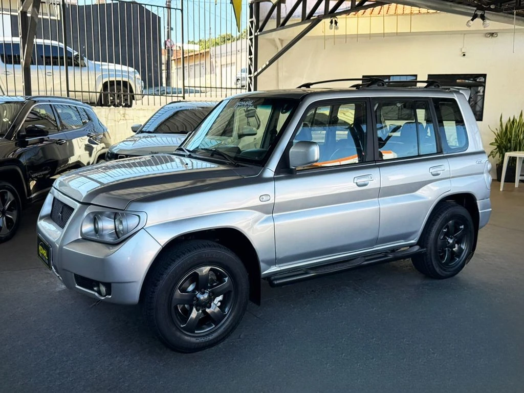 MITSUBISHI PAJERO TR4