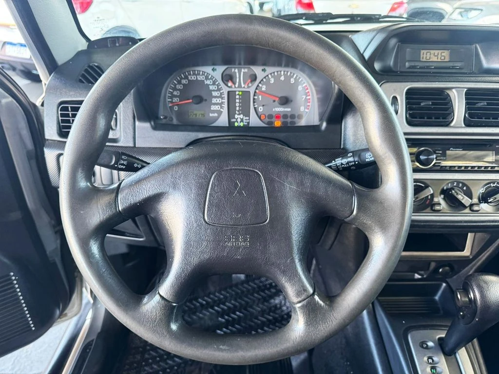 MITSUBISHI PAJERO TR4