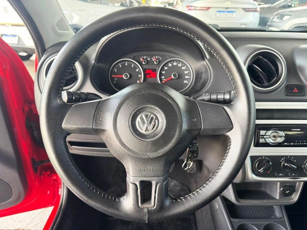 VOLKSWAGEN GOL