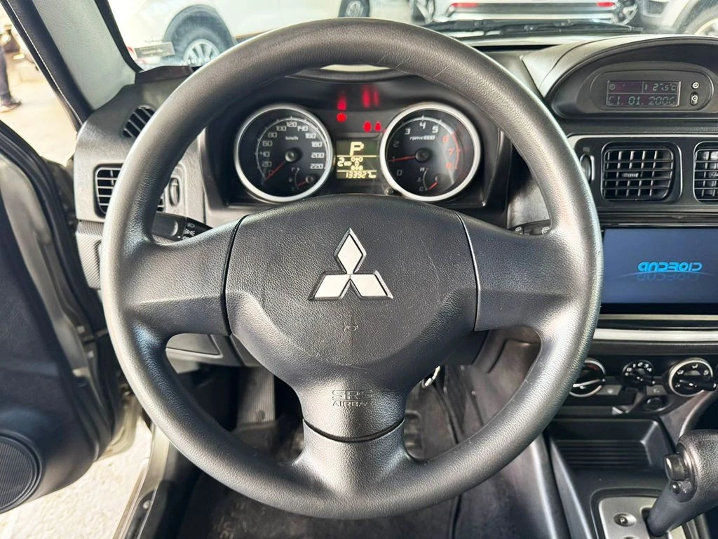 MITSUBISHI PAJERO TR4