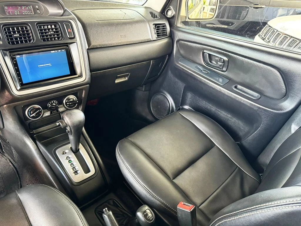 MITSUBISHI PAJERO TR4