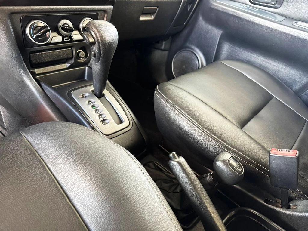 MITSUBISHI PAJERO TR4