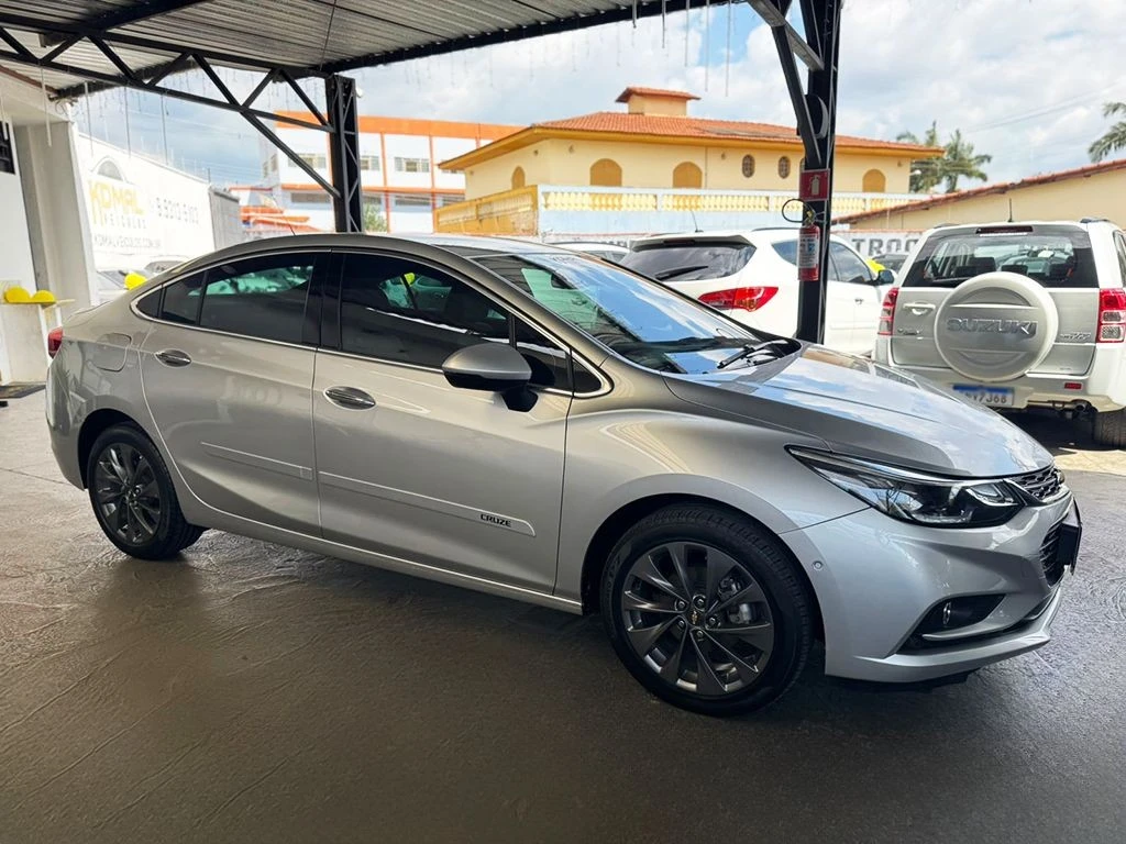 CHEVROLET CRUZE