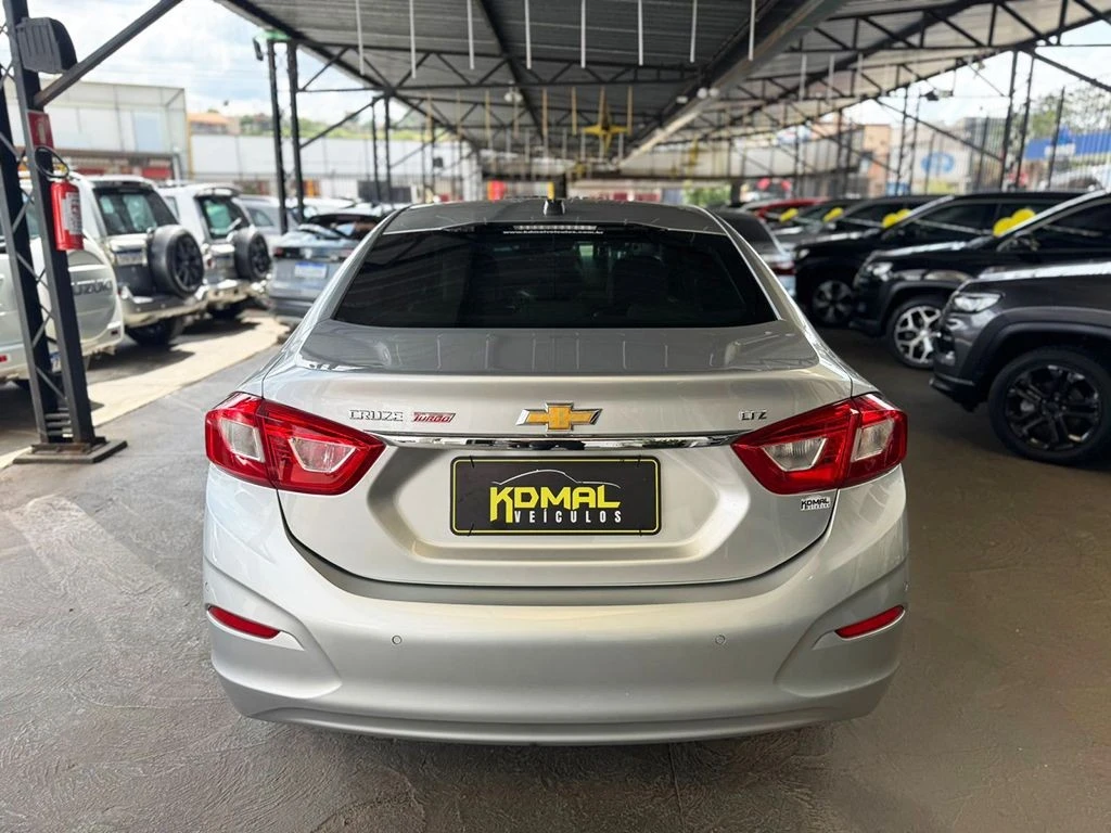CHEVROLET CRUZE
