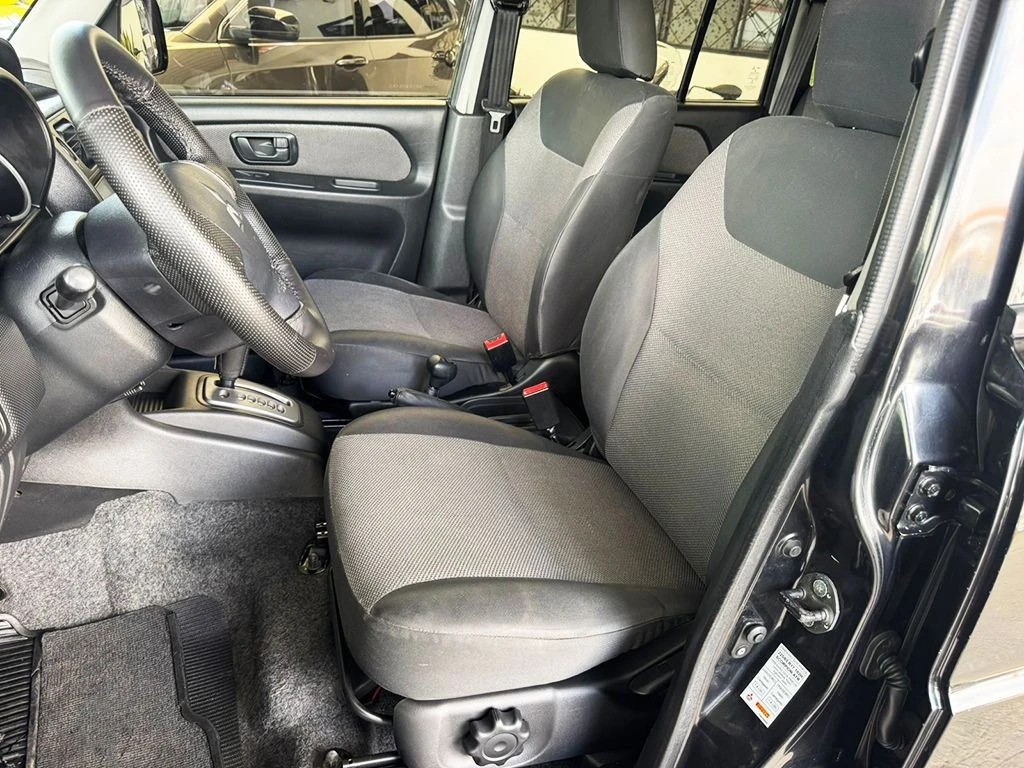 MITSUBISHI PAJERO TR4