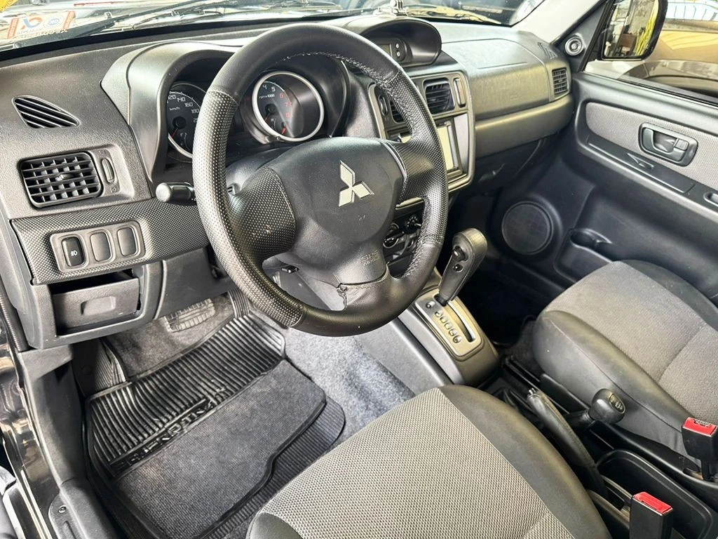 MITSUBISHI PAJERO TR4