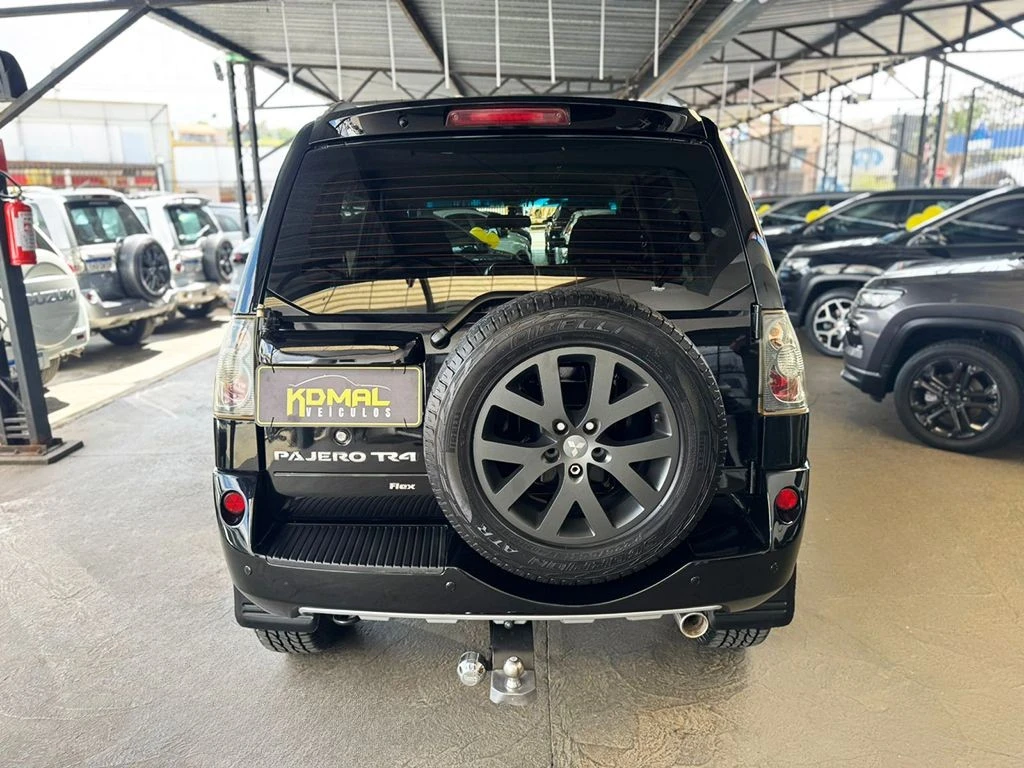 MITSUBISHI PAJERO TR4