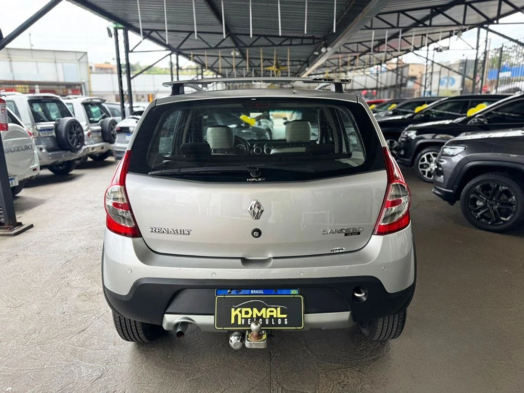 RENAULT SANDERO