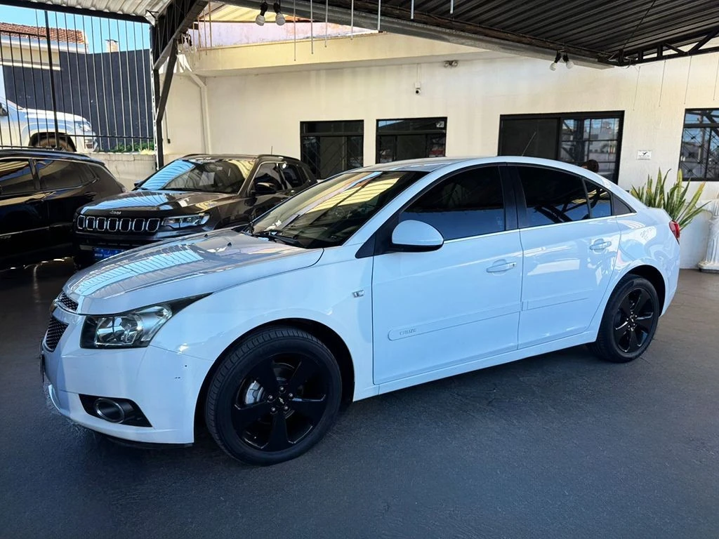 CHEVROLET CRUZE
