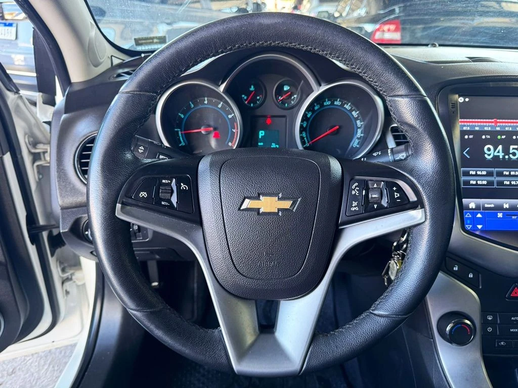 CHEVROLET CRUZE