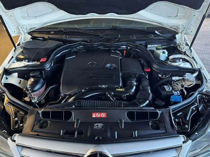 MERCEDES-BENZ C 180