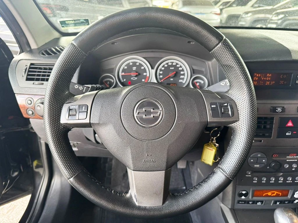 CHEVROLET VECTRA