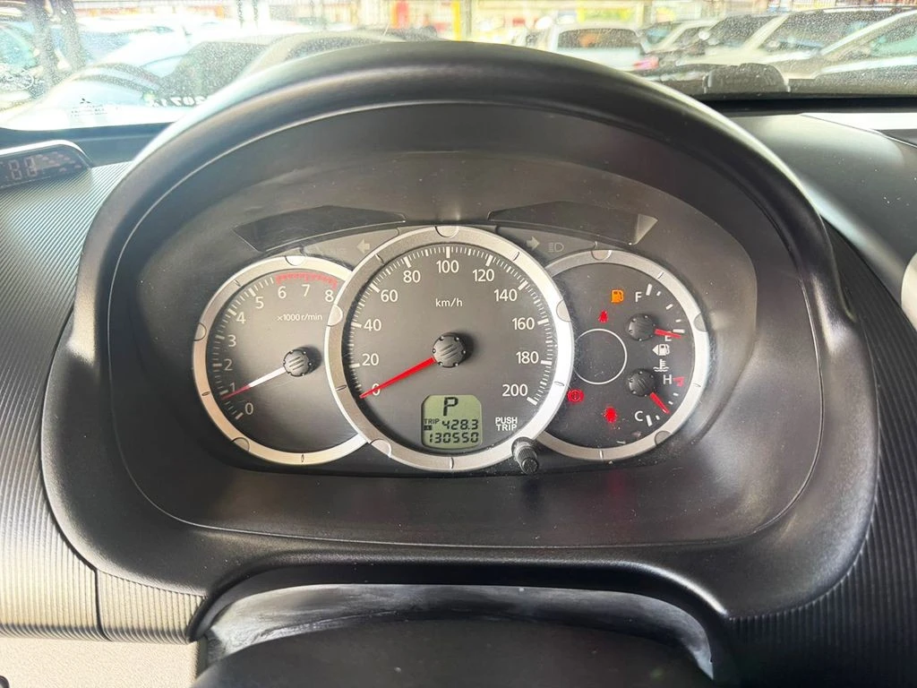 MITSUBISHI L200 TRITON