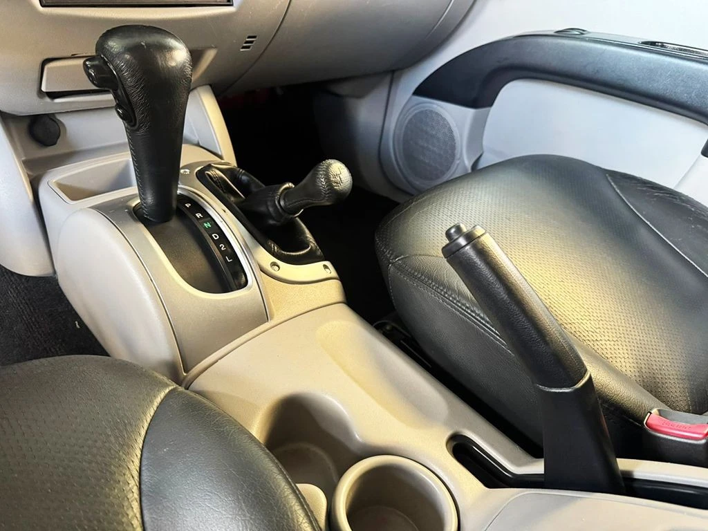 MITSUBISHI L200 TRITON