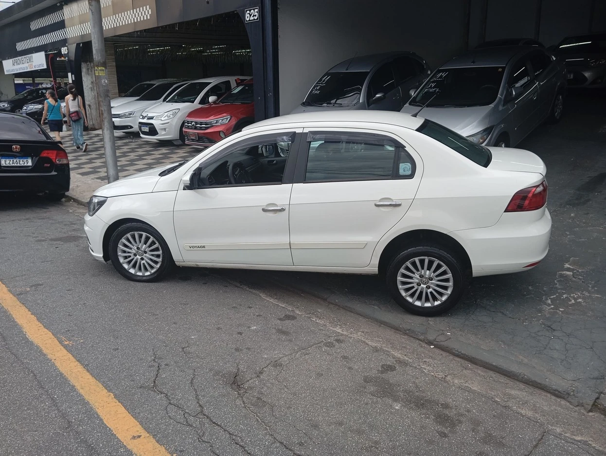 VOLKSWAGEN VOYAGE