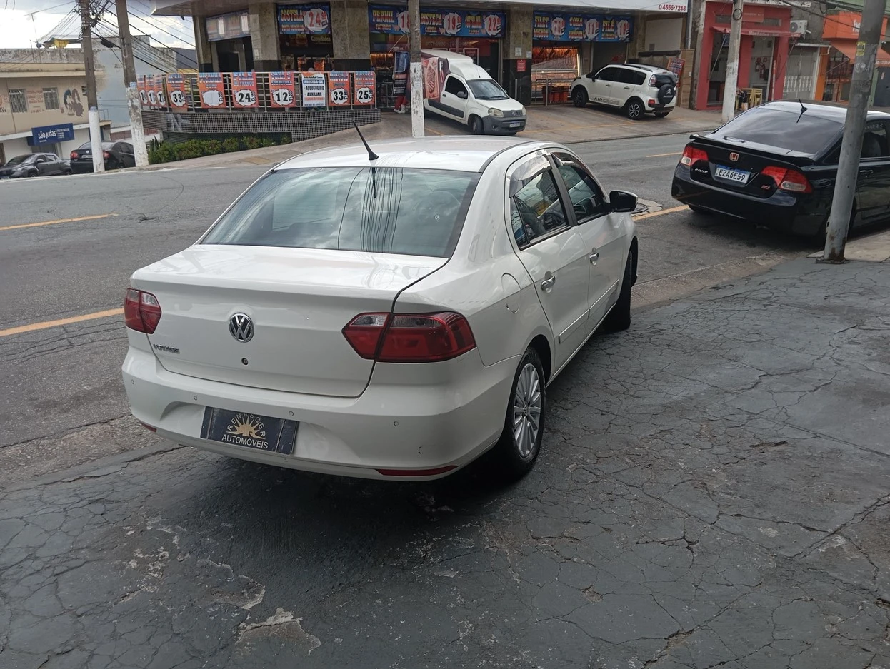 VOLKSWAGEN VOYAGE