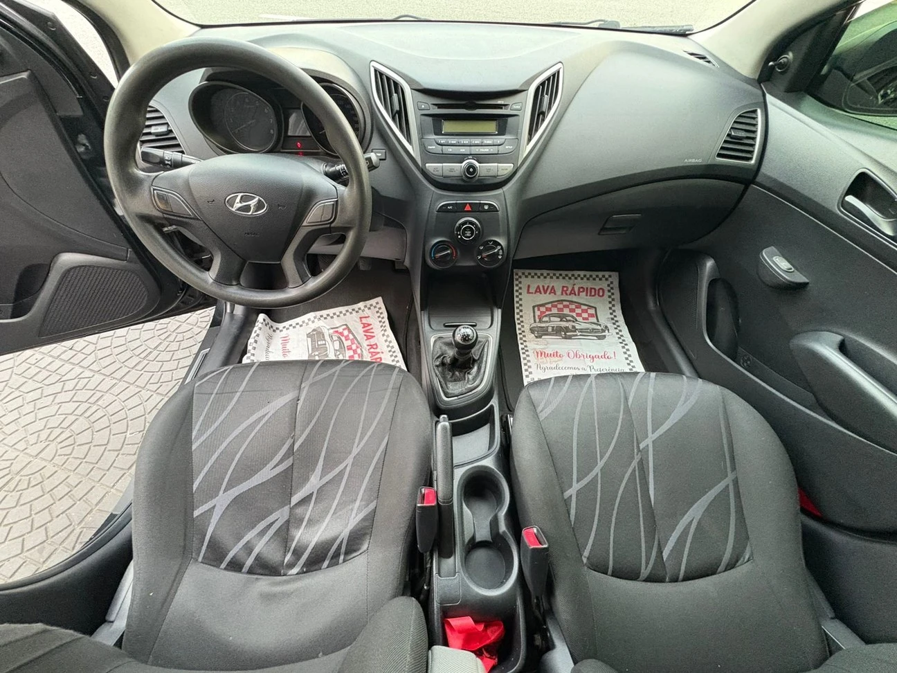 HYUNDAI HB20