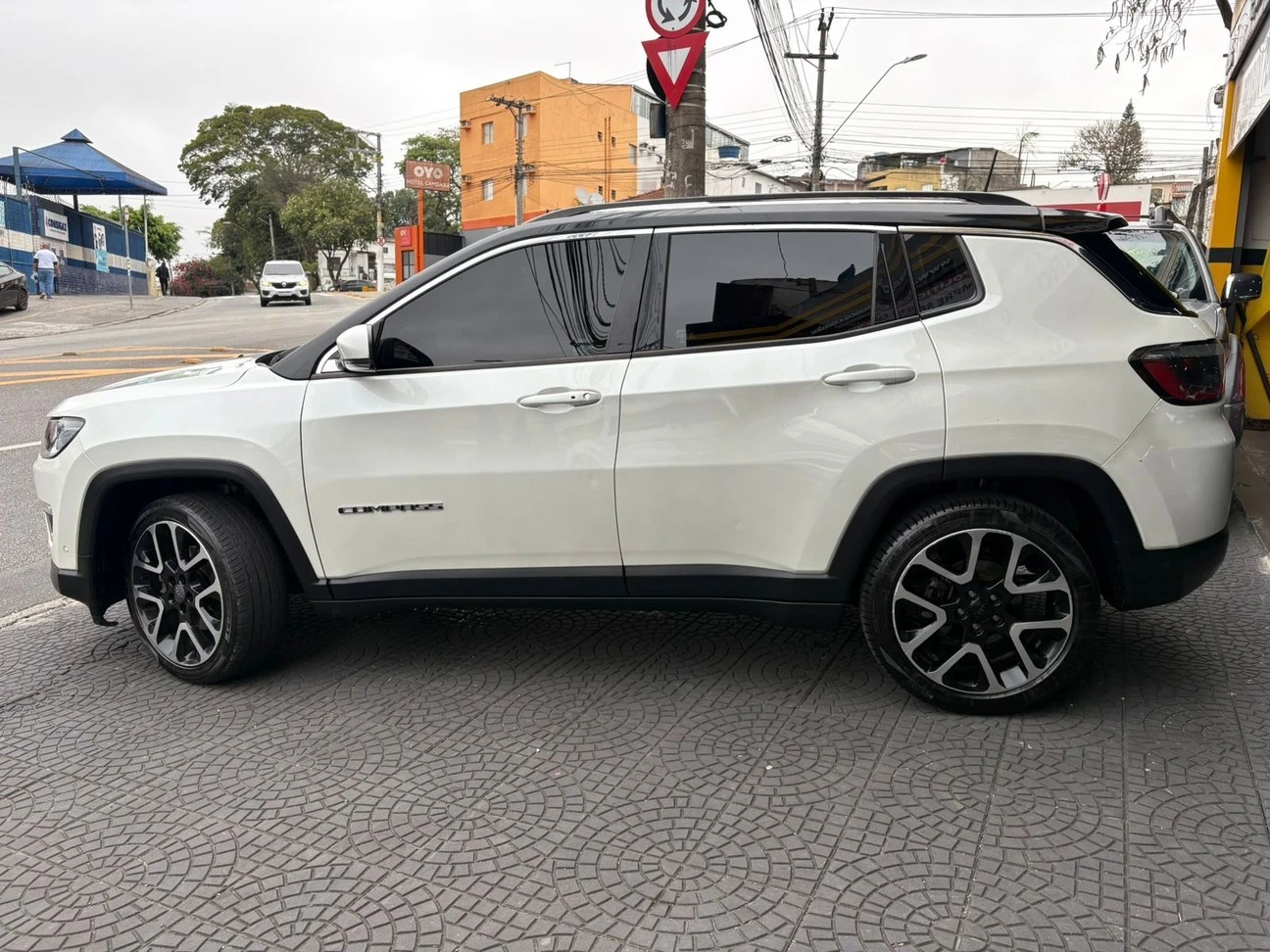 JEEP COMPASS