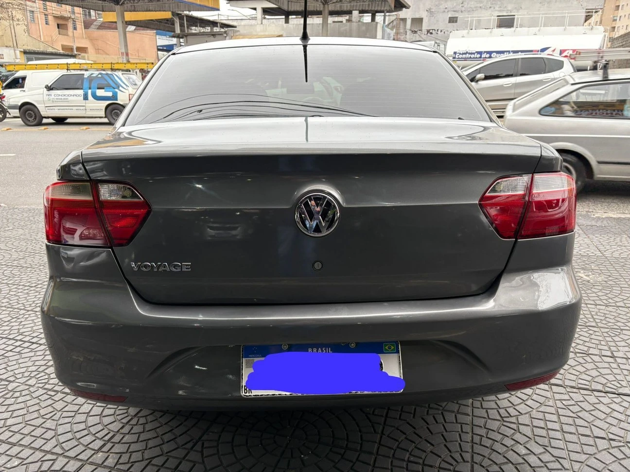 VOLKSWAGEN VOYAGE