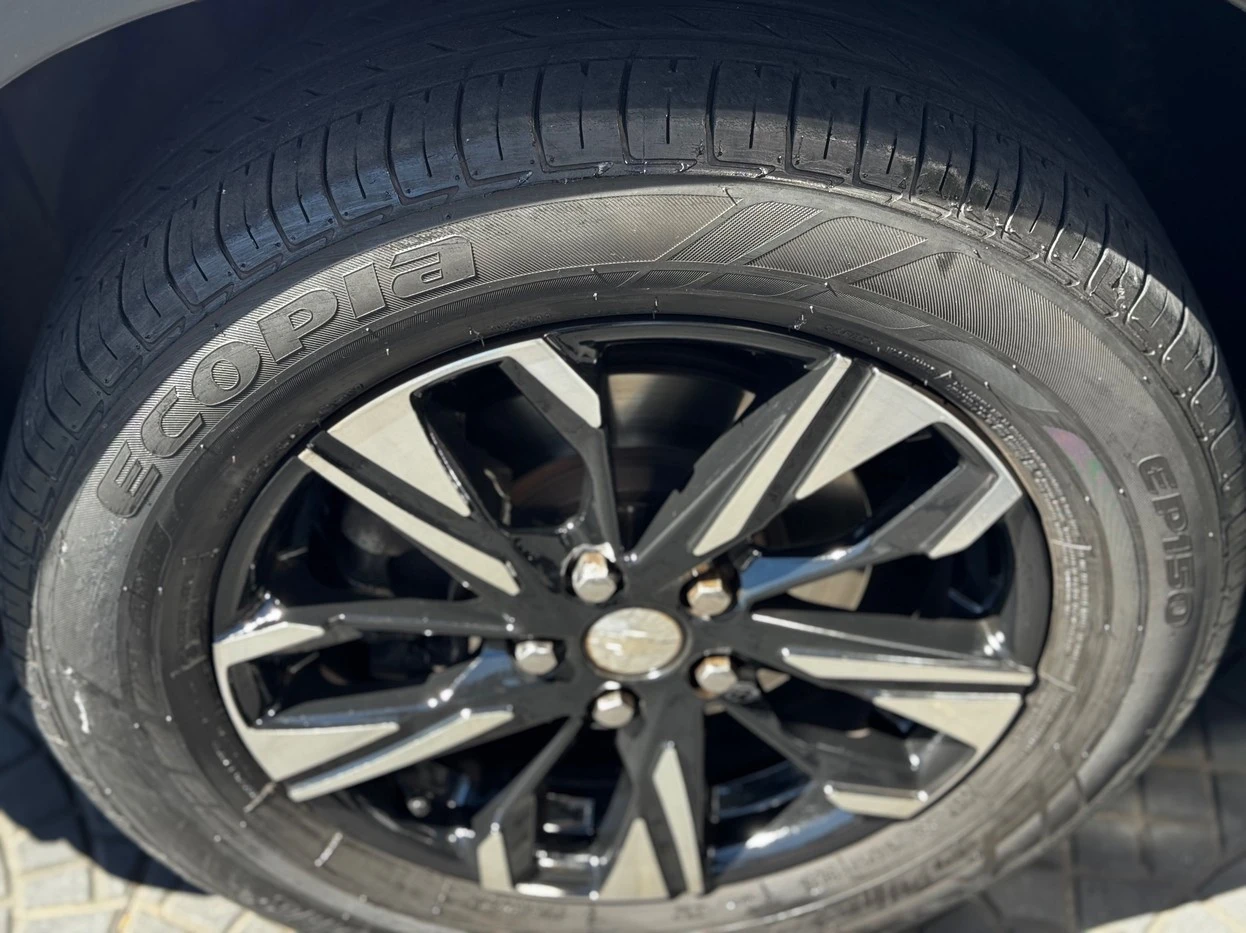 CHEVROLET TRACKER