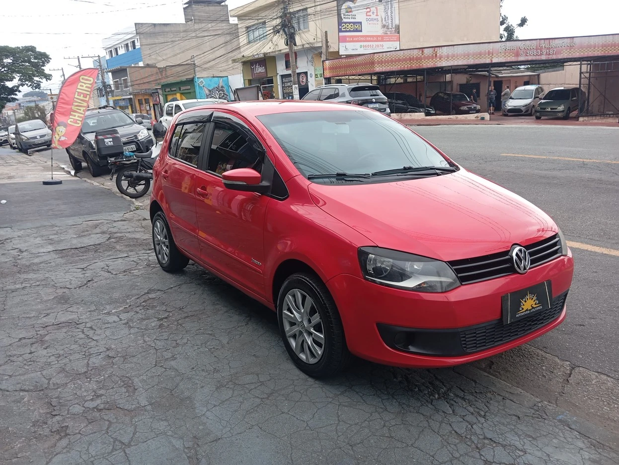 VOLKSWAGEN FOX