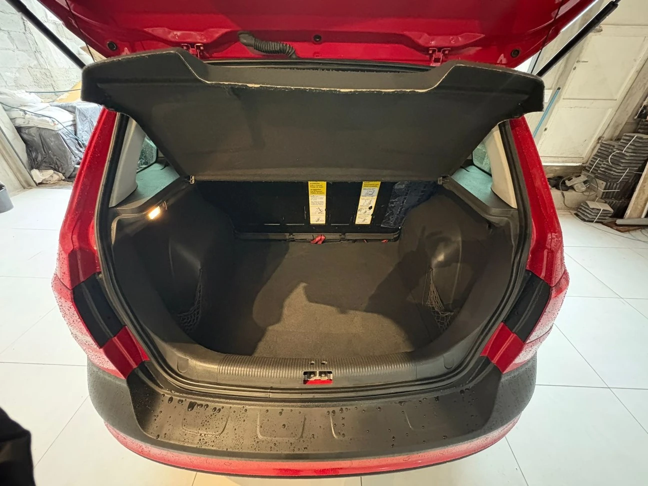 VOLKSWAGEN SPACE CROSS