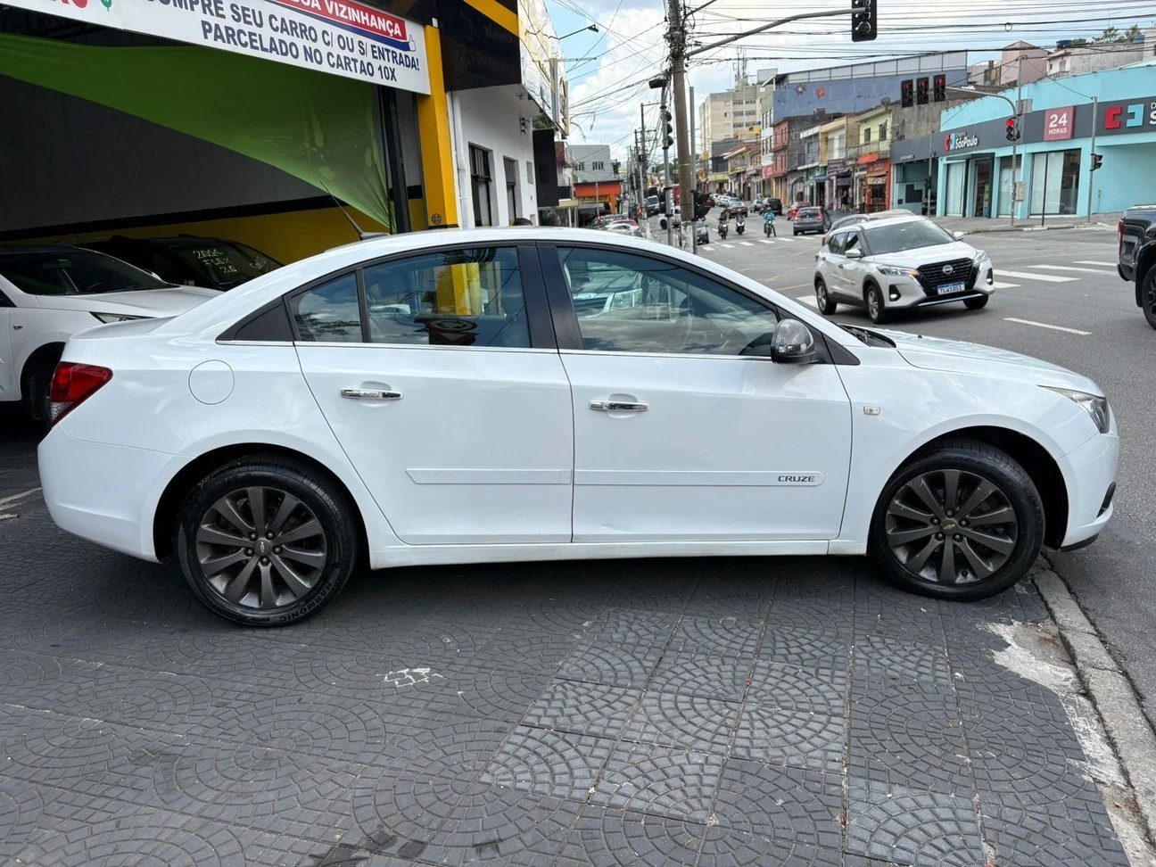 CHEVROLET CRUZE