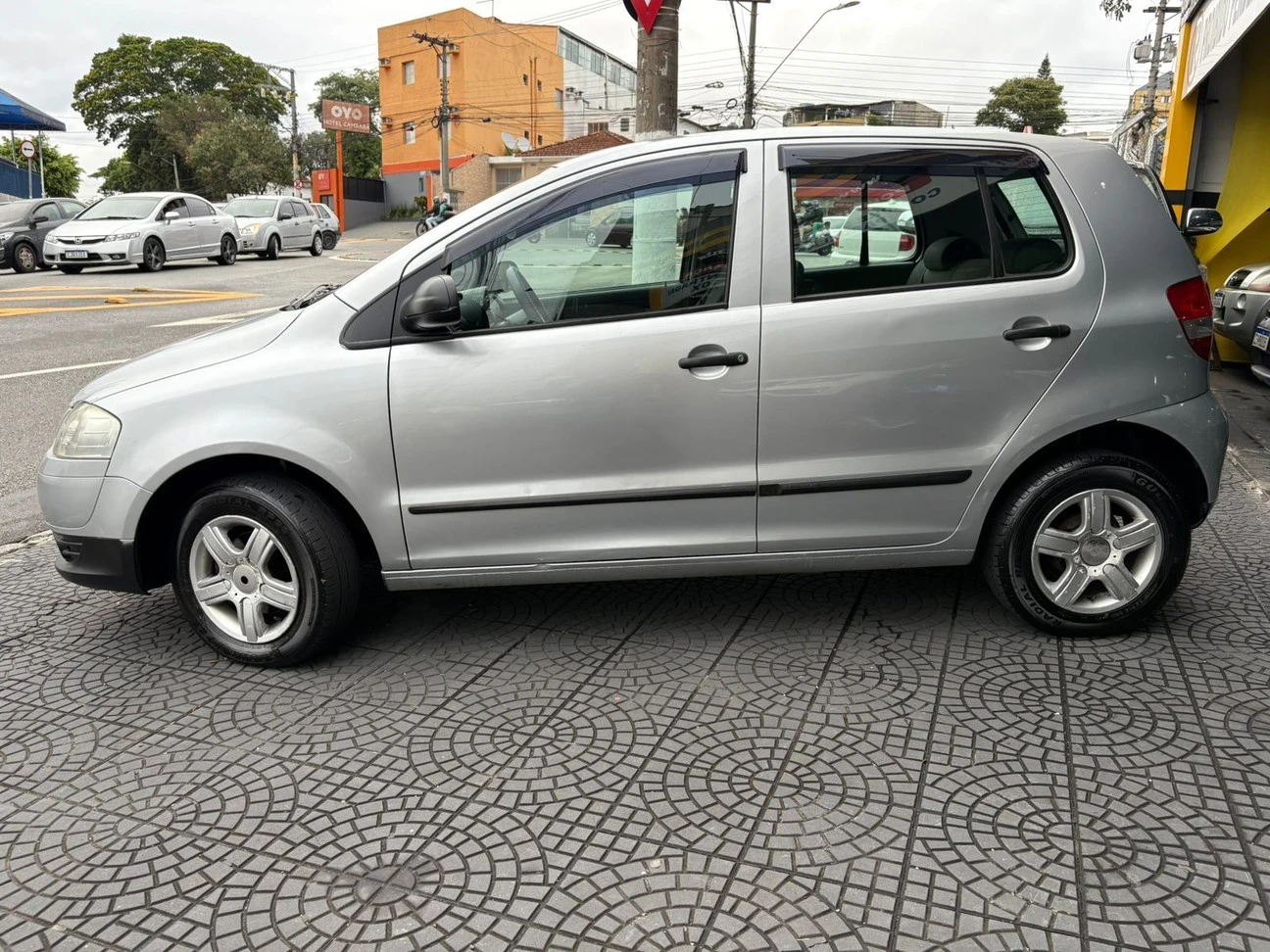 VOLKSWAGEN FOX