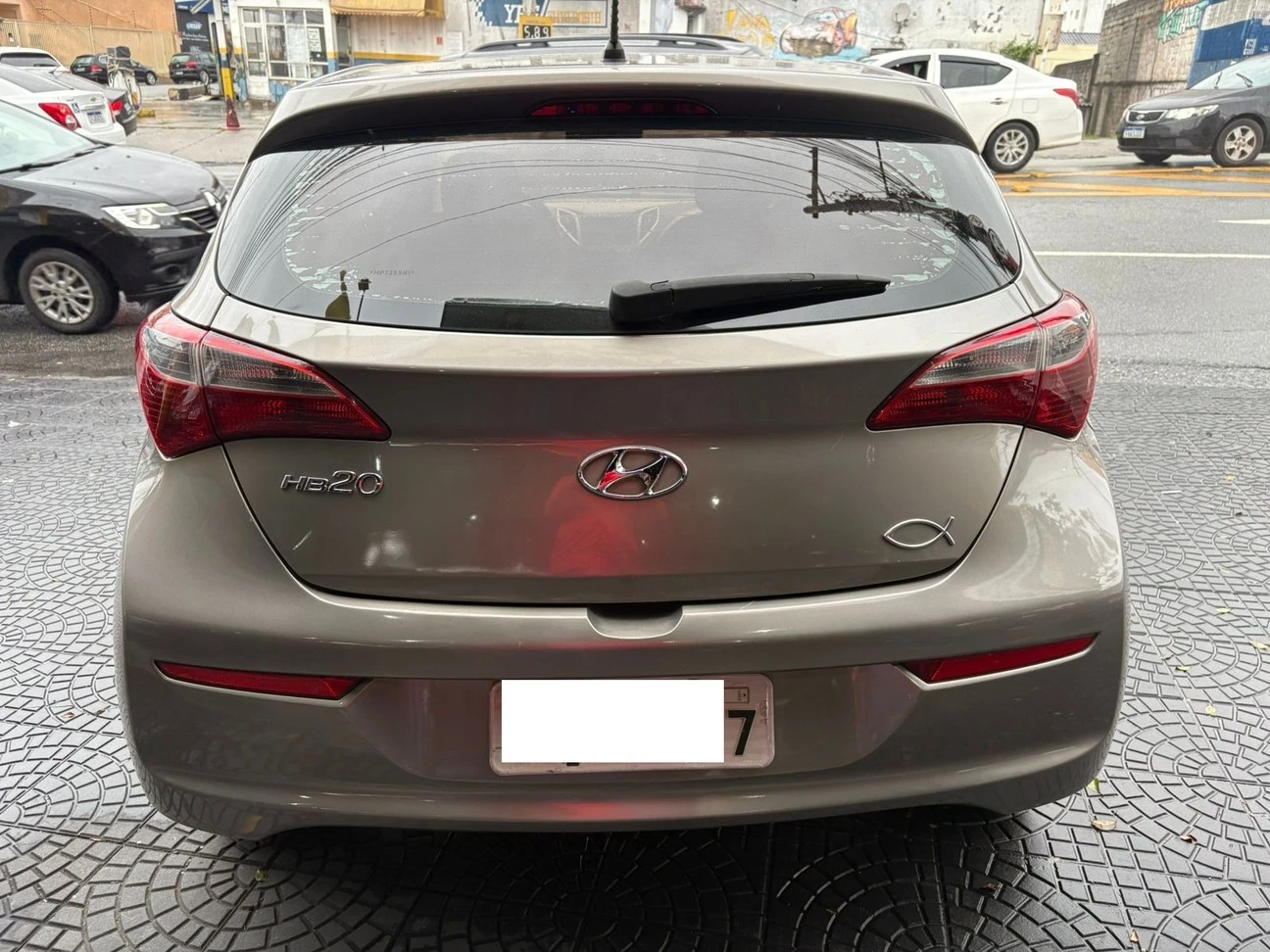 HYUNDAI HB20