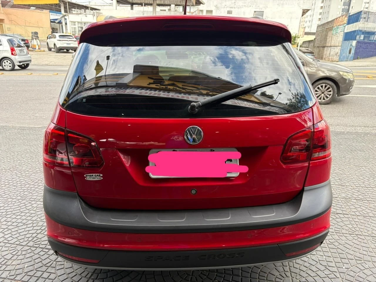 VOLKSWAGEN SPACE CROSS
