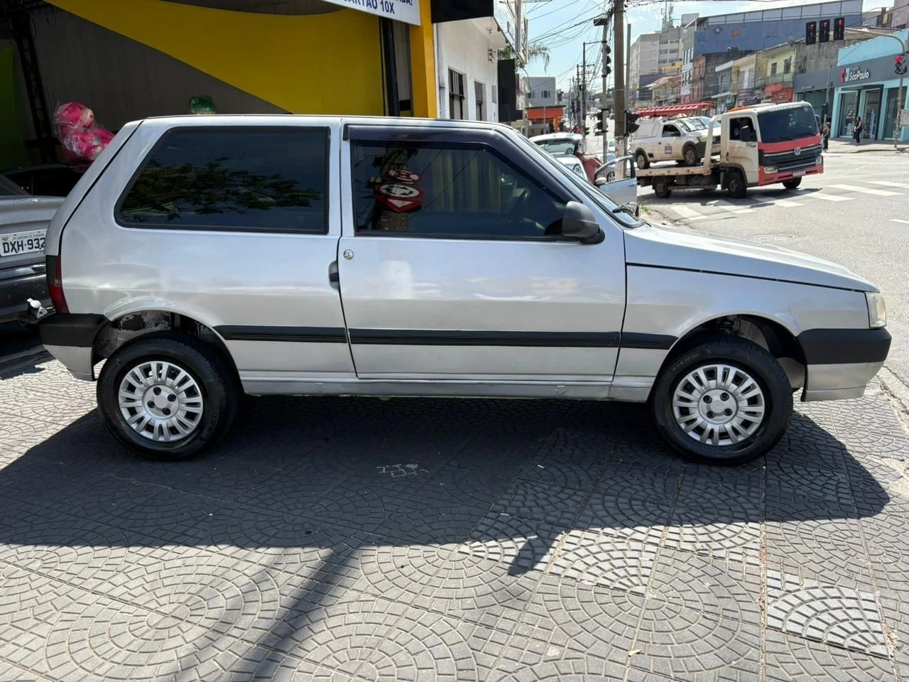 FIAT UNO