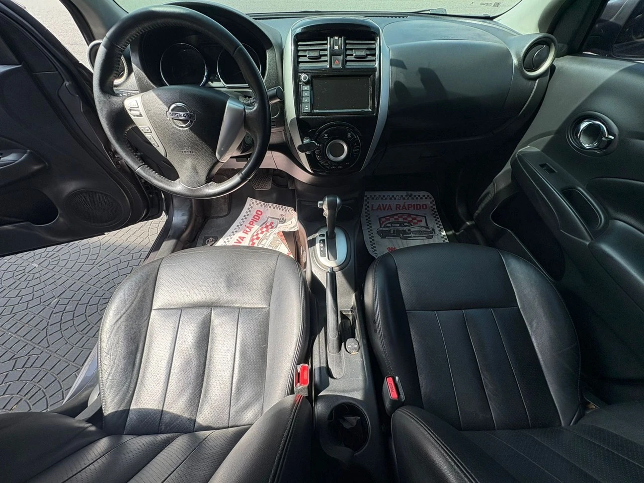 NISSAN VERSA