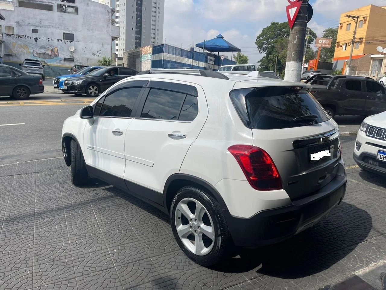 CHEVROLET TRACKER