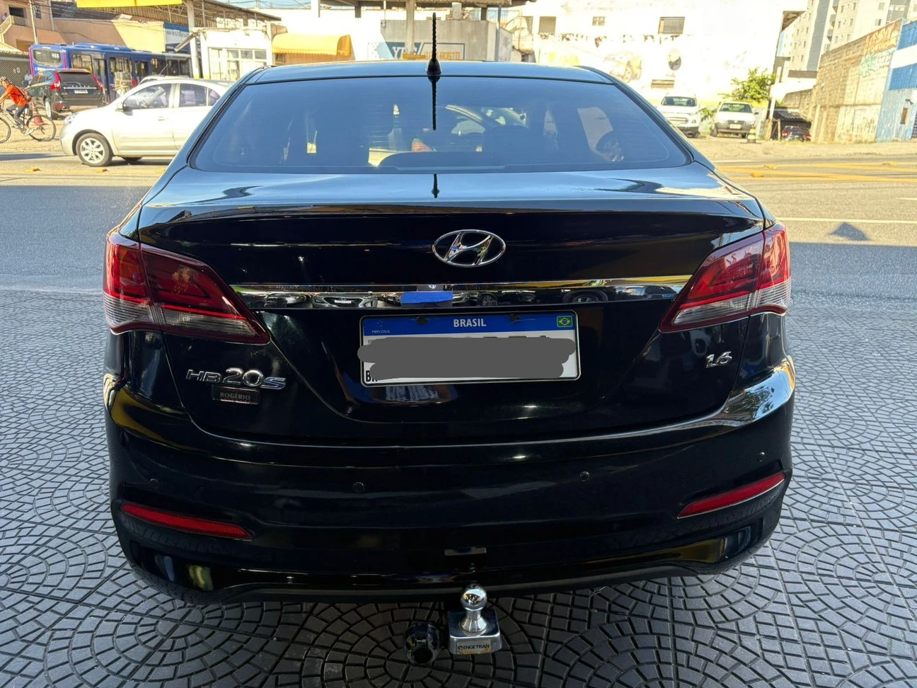 HYUNDAI HB20S