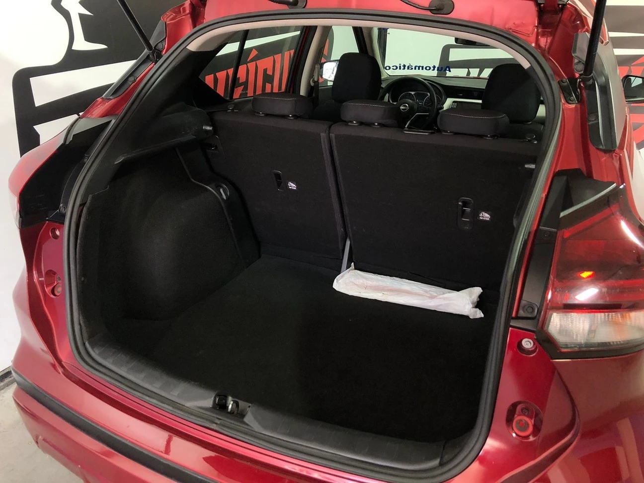NISSAN KICKS
