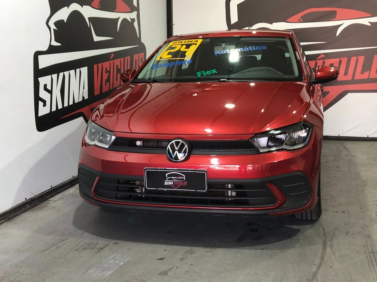 VOLKSWAGEN POLO