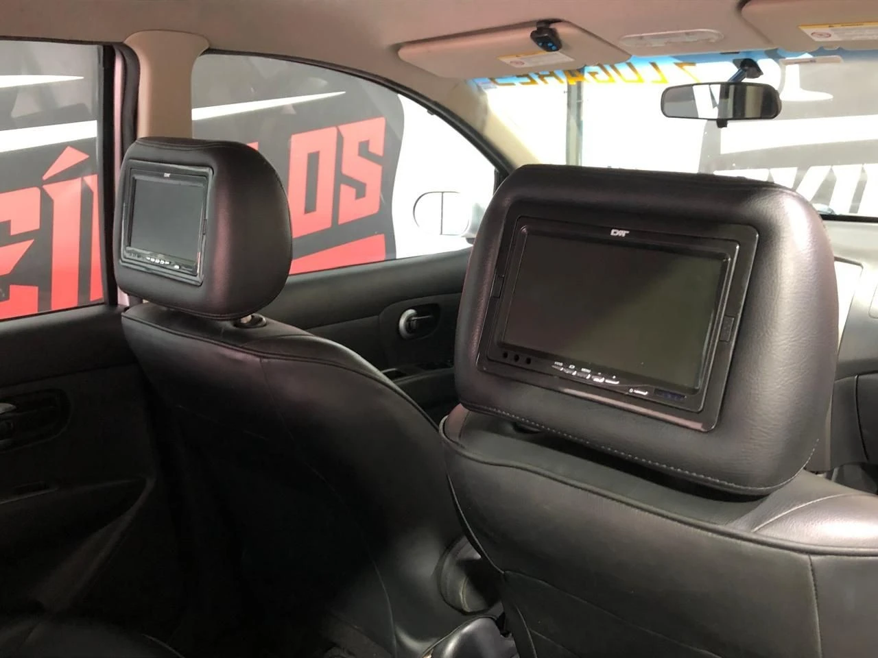 NISSAN GRAND LIVINA