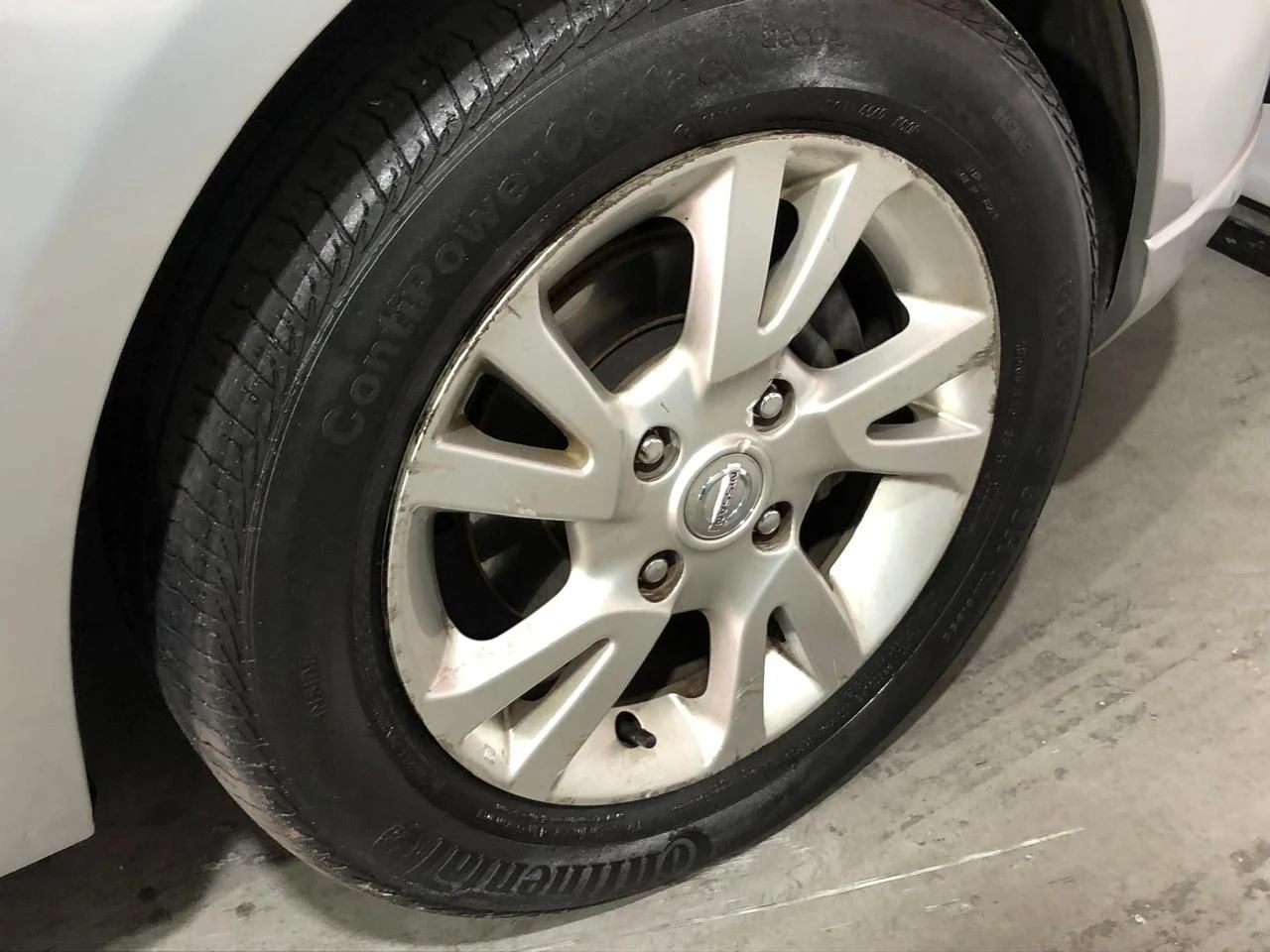 NISSAN GRAND LIVINA