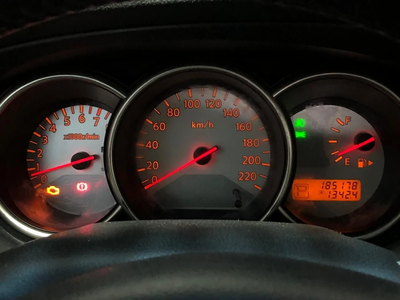 NISSAN GRAND LIVINA