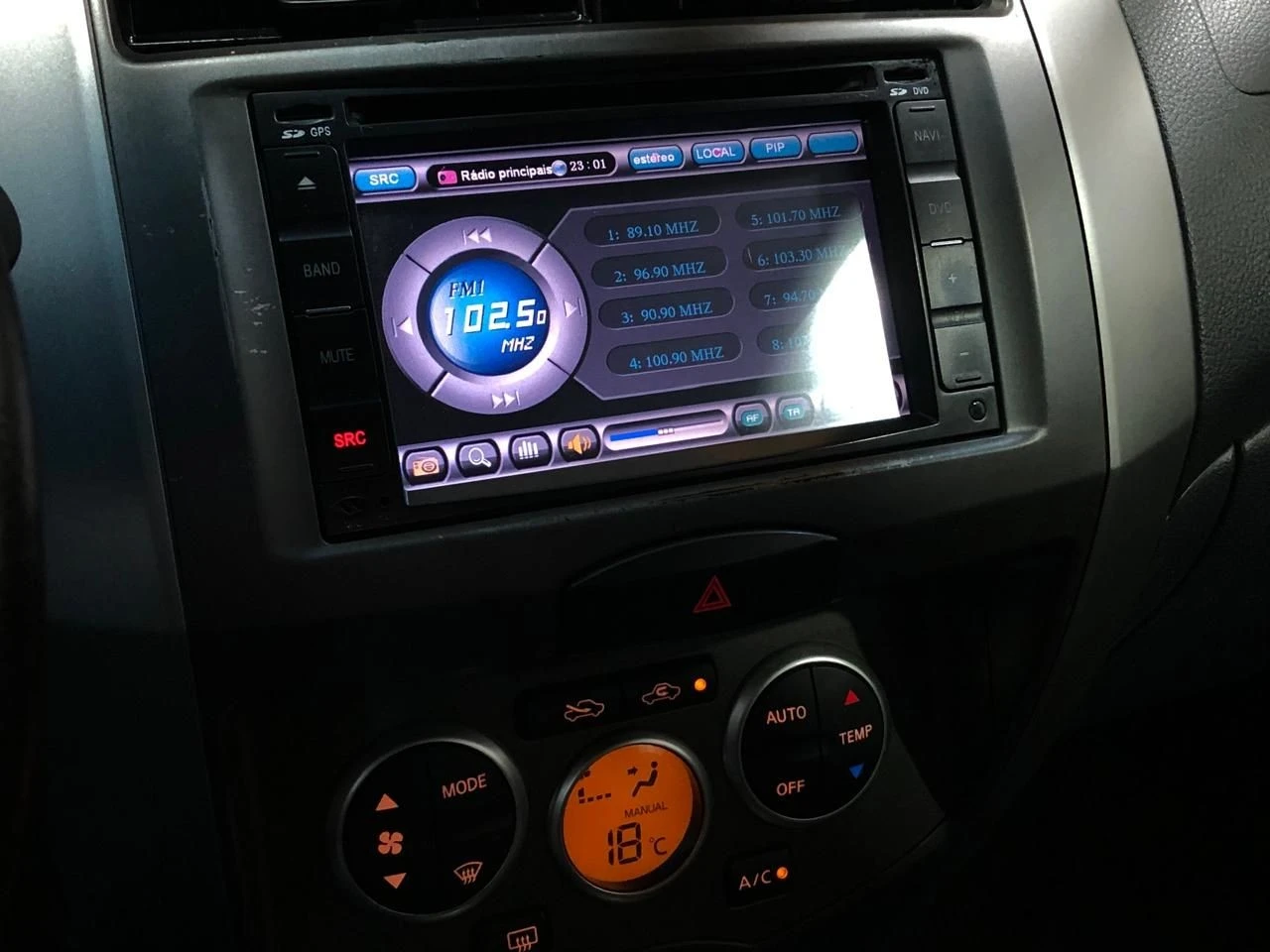NISSAN GRAND LIVINA