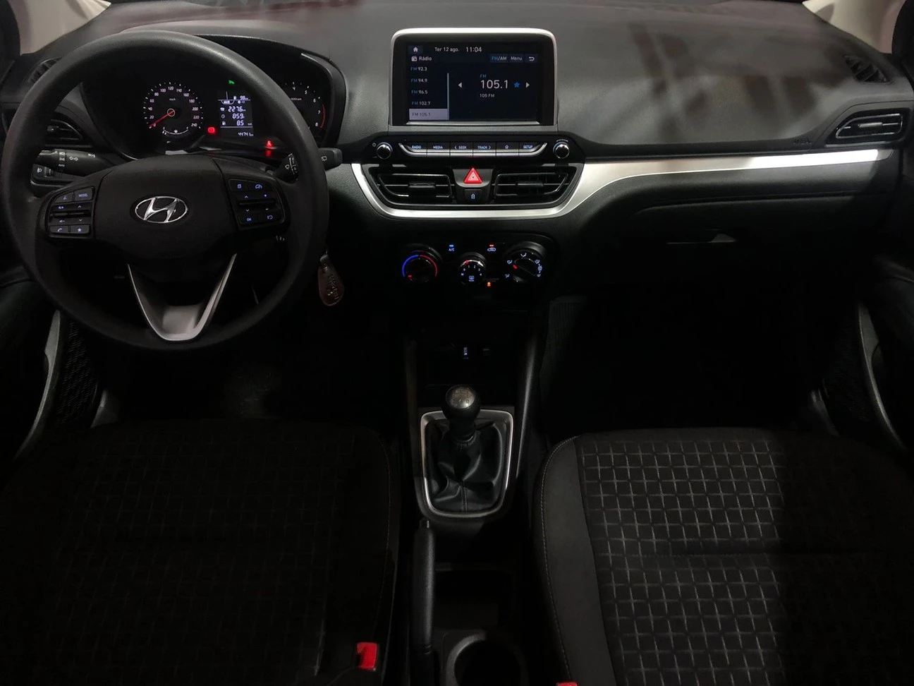 HYUNDAI HB20